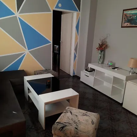 Orion Guest House 3*