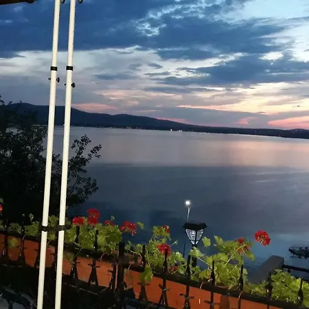 Orion Guest House 3*